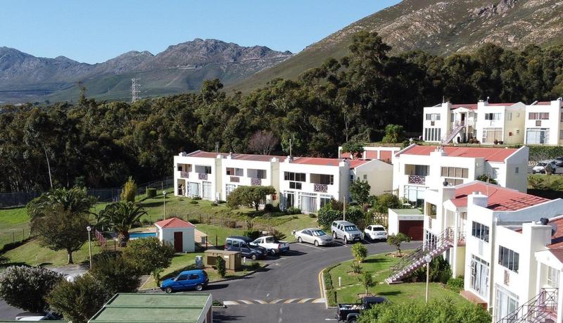 2 Bedroom Property for Sale in Gordons Bay Western Cape